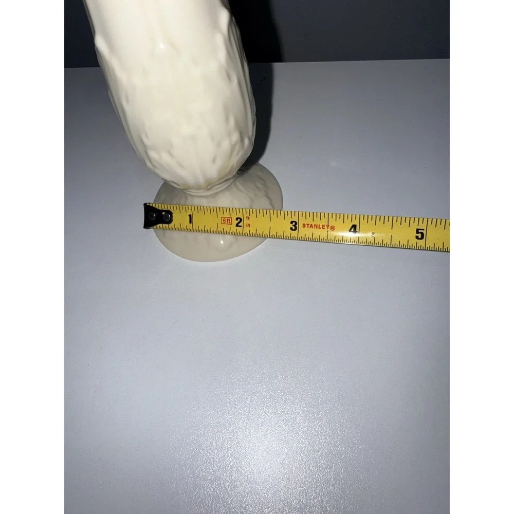 Lenox Ivory Colored Porcelain Bud Vase w/ Leaves Design 10 7/8